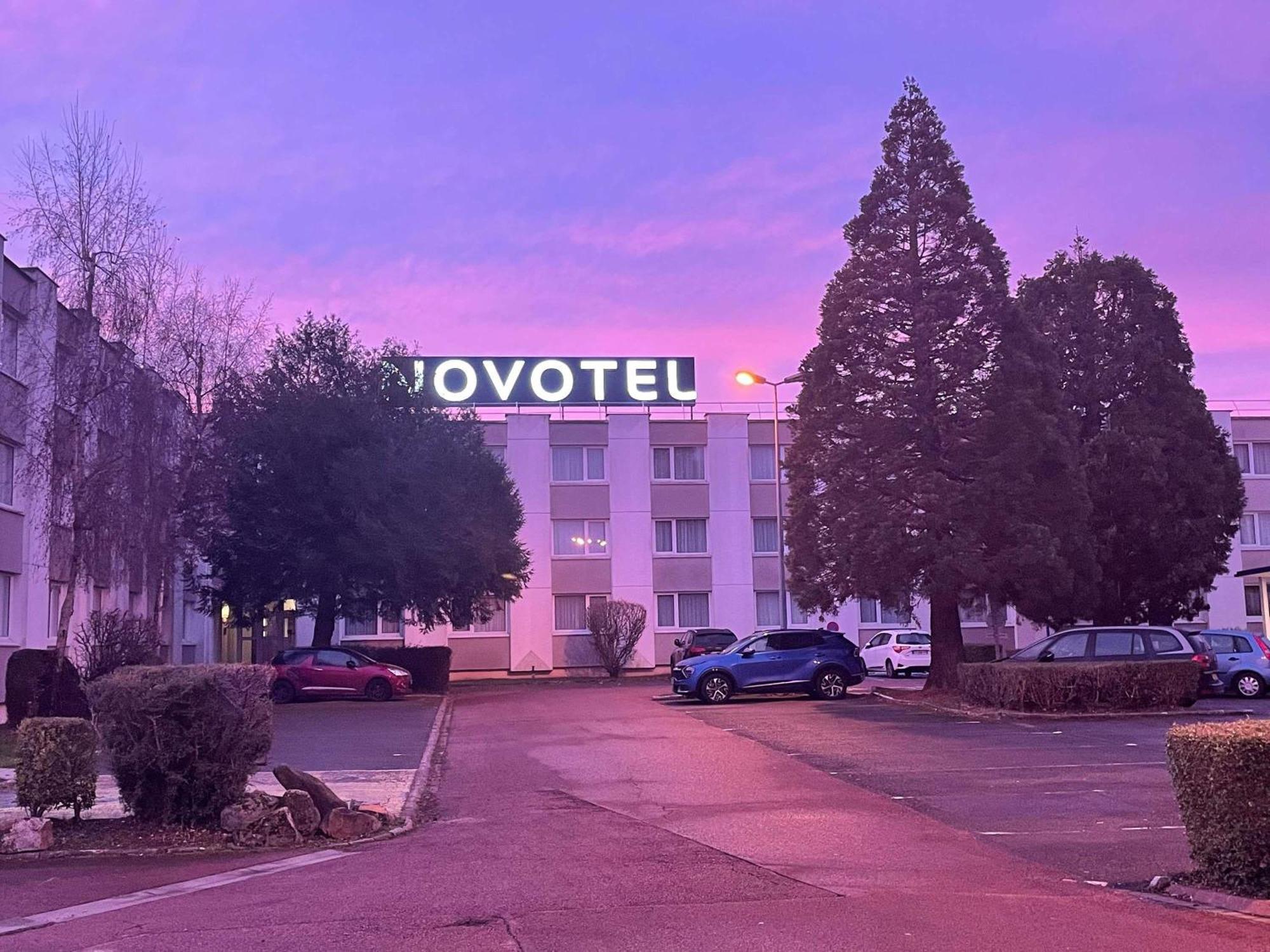 Novotel Saclay Zewnętrze zdjęcie