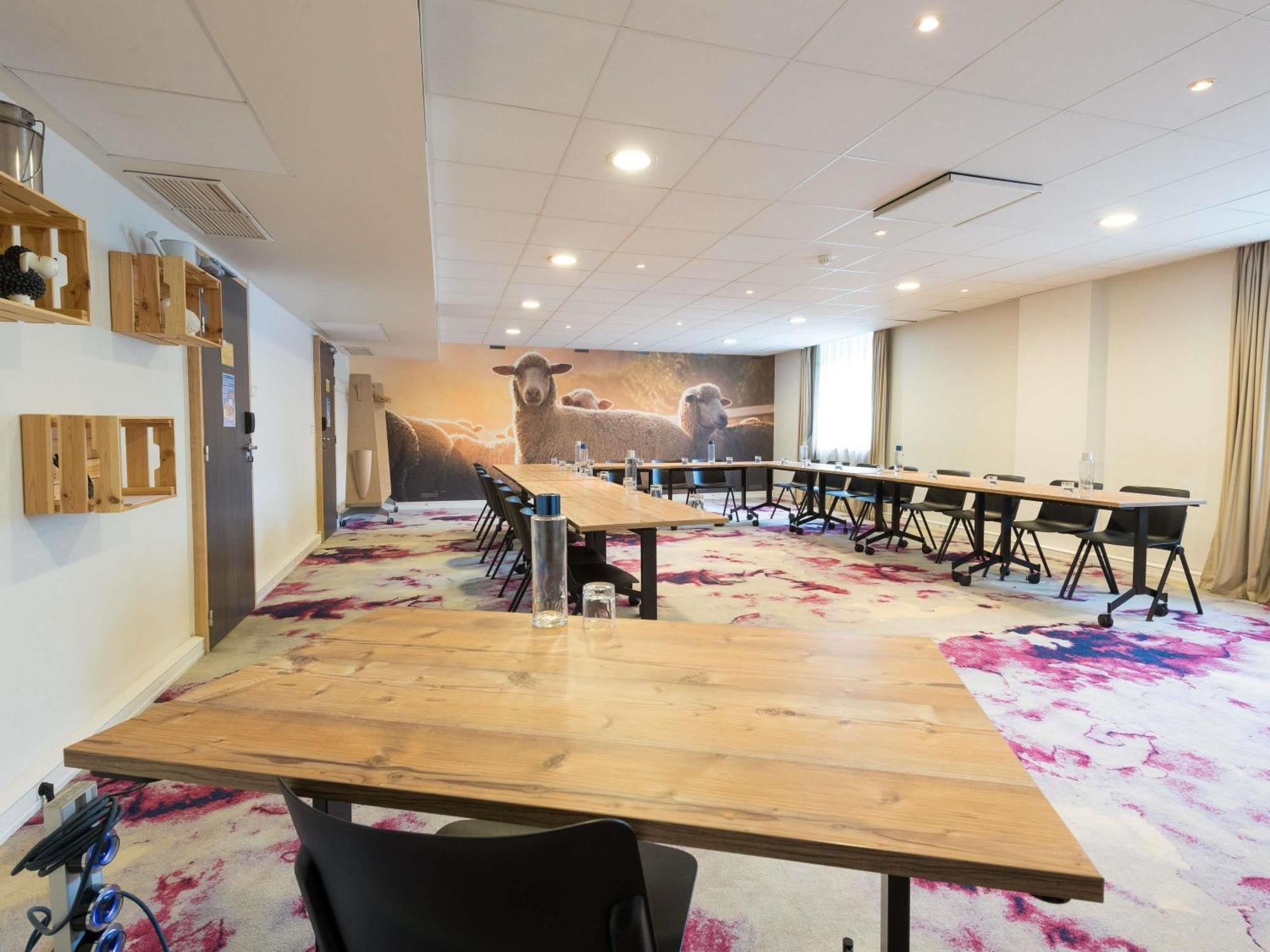 Novotel Saclay Zewnętrze zdjęcie
